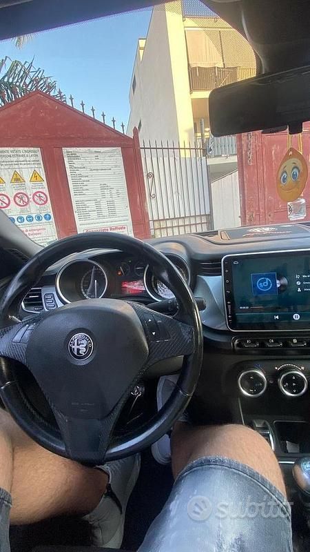 Usata Alfa Romeo Giulietta 130 CV (95 kW) 2012 Utilitaria