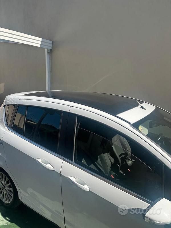Usata Ford B-MAX Titanium 90 CV (66 kW) 2013 Bianco Monovolume