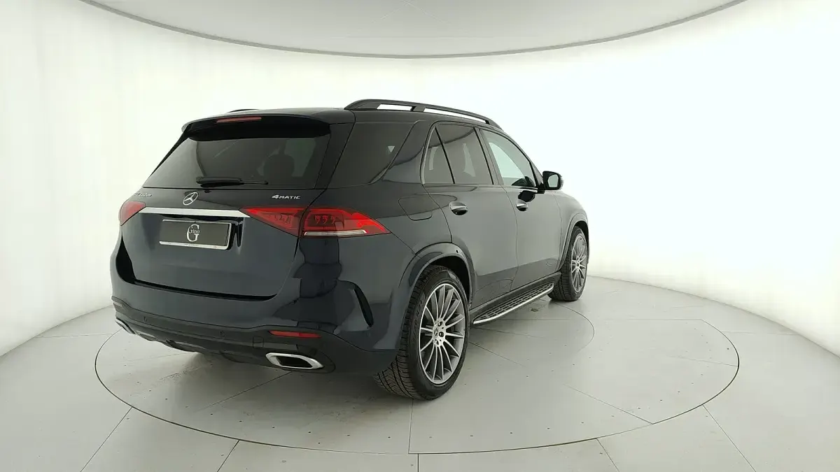 Usata Mercedes GLE350 de Premium 2022 Blu/azzurro SUV