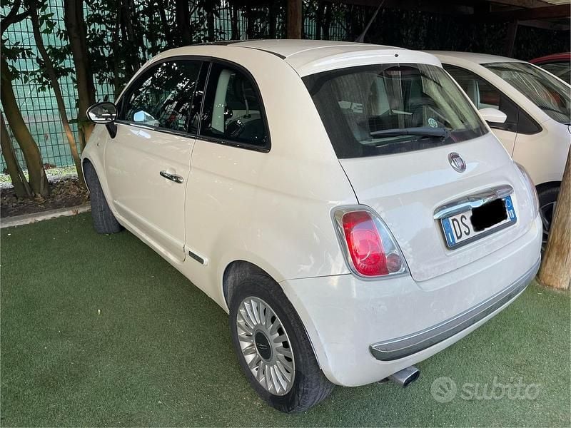 Usata Fiat 500 75 CV (55 kW) 2009 Bianco Utilitaria