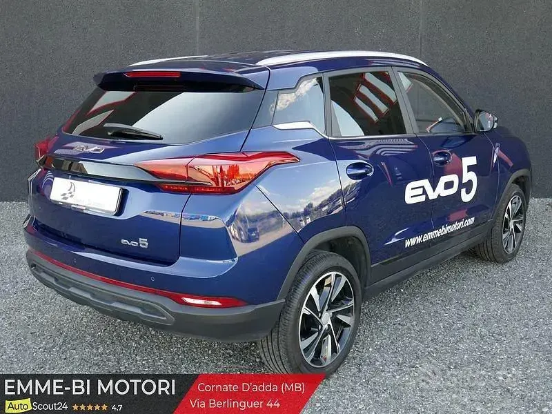 Usata EVO Evo 5 127 CV (93 kW) 2024 Blu SUV
