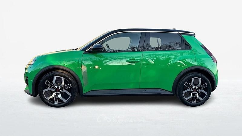 Nuova Renault 5 E-Tech Urban 89 kW (122 CV) 2026 Verde Berlina