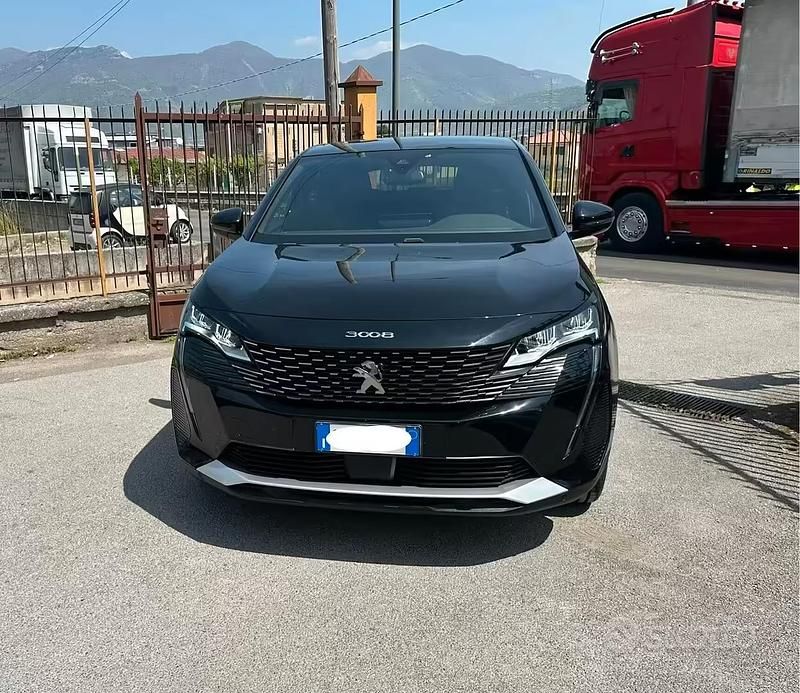 Usata Peugeot 3008 Allure 131 CV (96 kW) 2023 Nero SUV