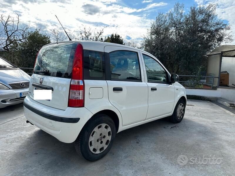 Usata Fiat Panda 69 CV (50 kW) 2011 Bianco Utilitaria