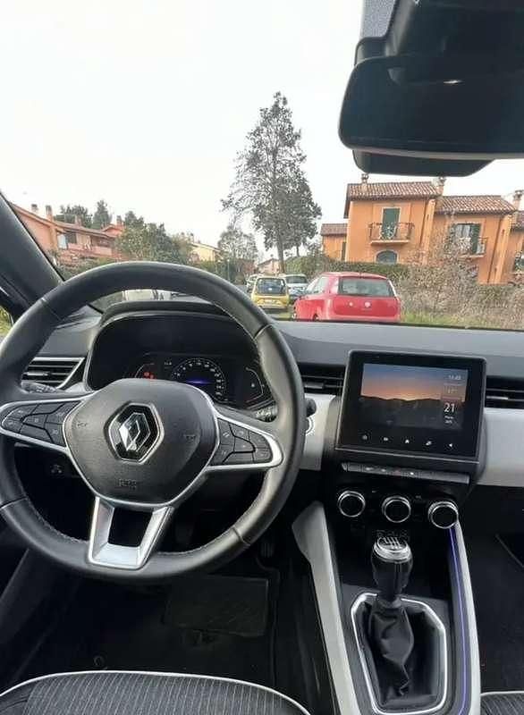 Usata Renault Clio V Techno 101 CV (74 kW) 2023 Berlina