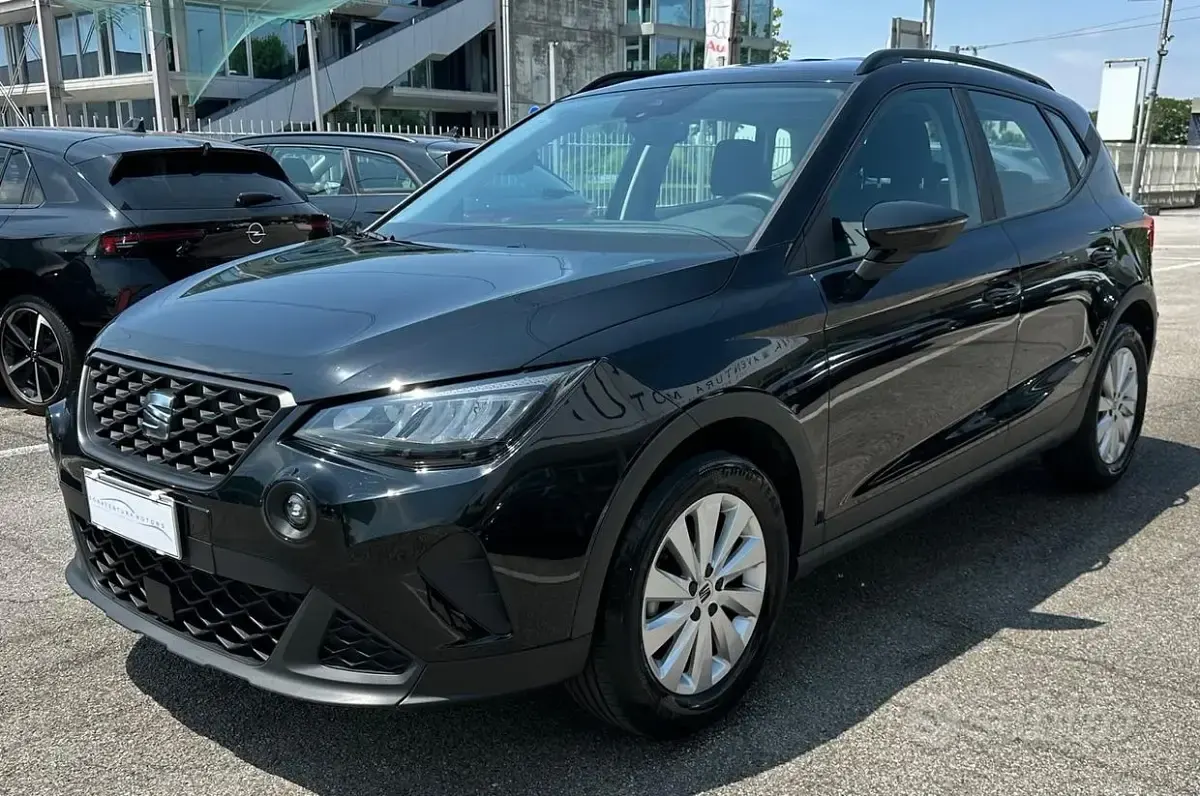Usata Seat Arona 116 CV (85 kW) 2025 Nero SUV