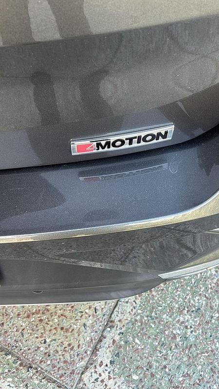 Usata VW T-Roc Advance 150 CV (110 kW) 2019 Grigio SUV