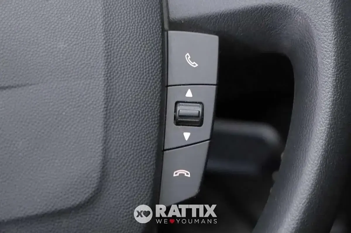 Usata Peugeot Boxer 140 CV (102 kW) 2021 Blu Furgone