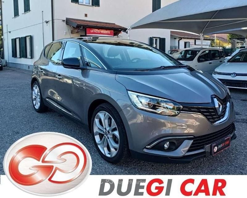 Grigio scuro Usata 2018 Renault Scénic IV Monovolume | 14.300 € (Buon prezzo) - Immagine 1/4