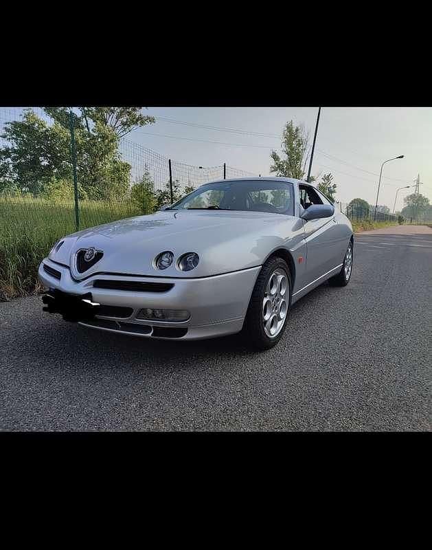 Occasion Alfa Romeo GTV 201 ch (147 kW) 2000 Coupé