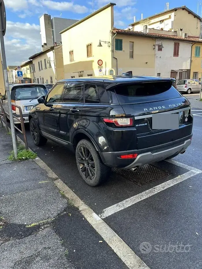 Usata Land Rover Range Rover evoque 150 CV (110 kW) 2017 Nero Station wagon