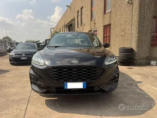 Usata Ford Kuga ST-Line 152 CV (111 kW) 2022 Nero SUV