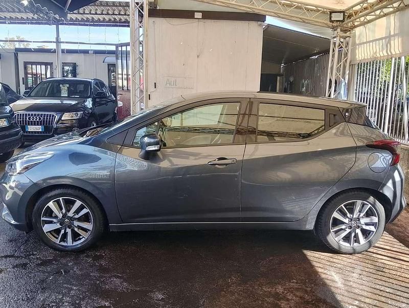 Usata Nissan Micra N-Connecta 90 CV (66 kW) 2018 Grigio Utilitaria