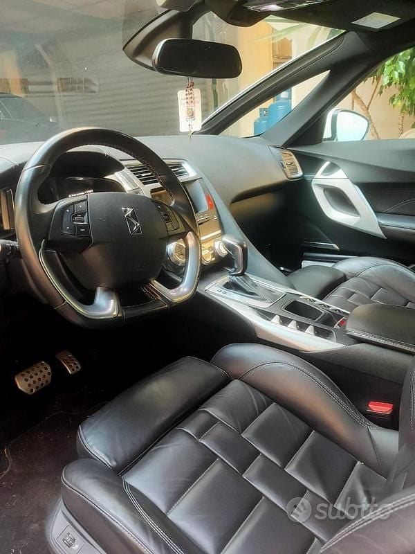 Usata DS Automobiles DS5 Sport Chic 180 CV (132 kW) 2015 Bianco Utilitaria