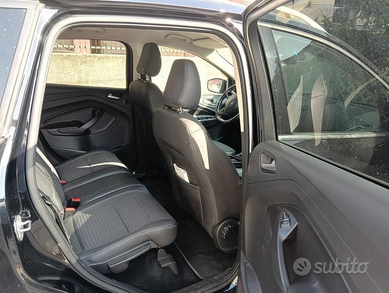 Usata Ford Kuga 2018 Nero SUV