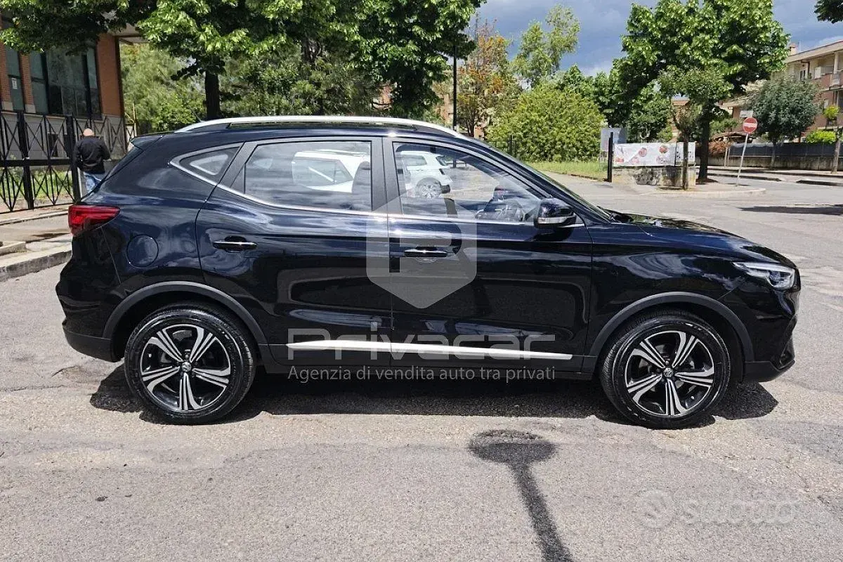 Usata MG ZS Comfort 106 CV (77 kW) 2024 Nero SUV