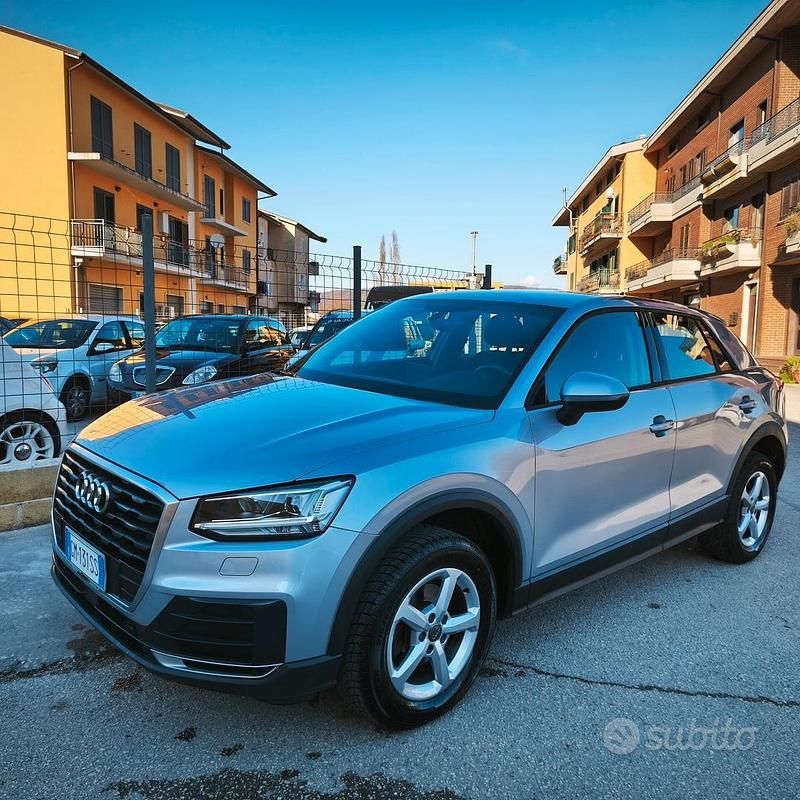 Usata Audi Q2 Business 115 CV (84 kW) 2019 Grigio SUV