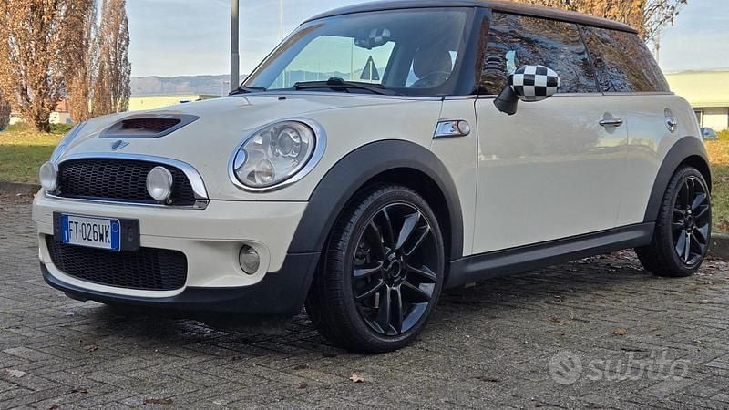 Usata Mini Cooper S Chili 175 CV (128 kW) 2007 Bianco Utilitaria