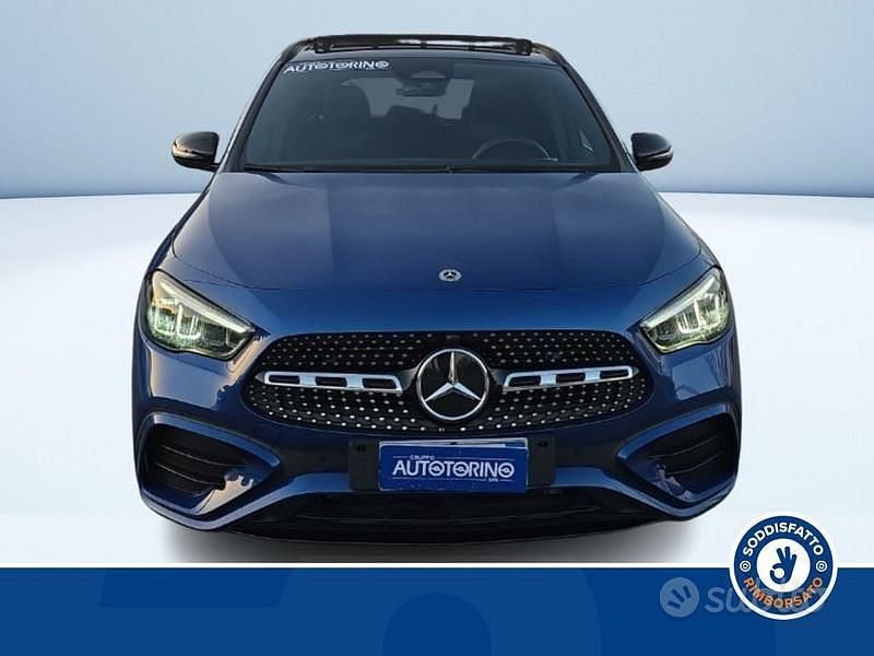 Usata Mercedes GLA180 AMG line 116 CV (85 kW) 2025 Blu SUV