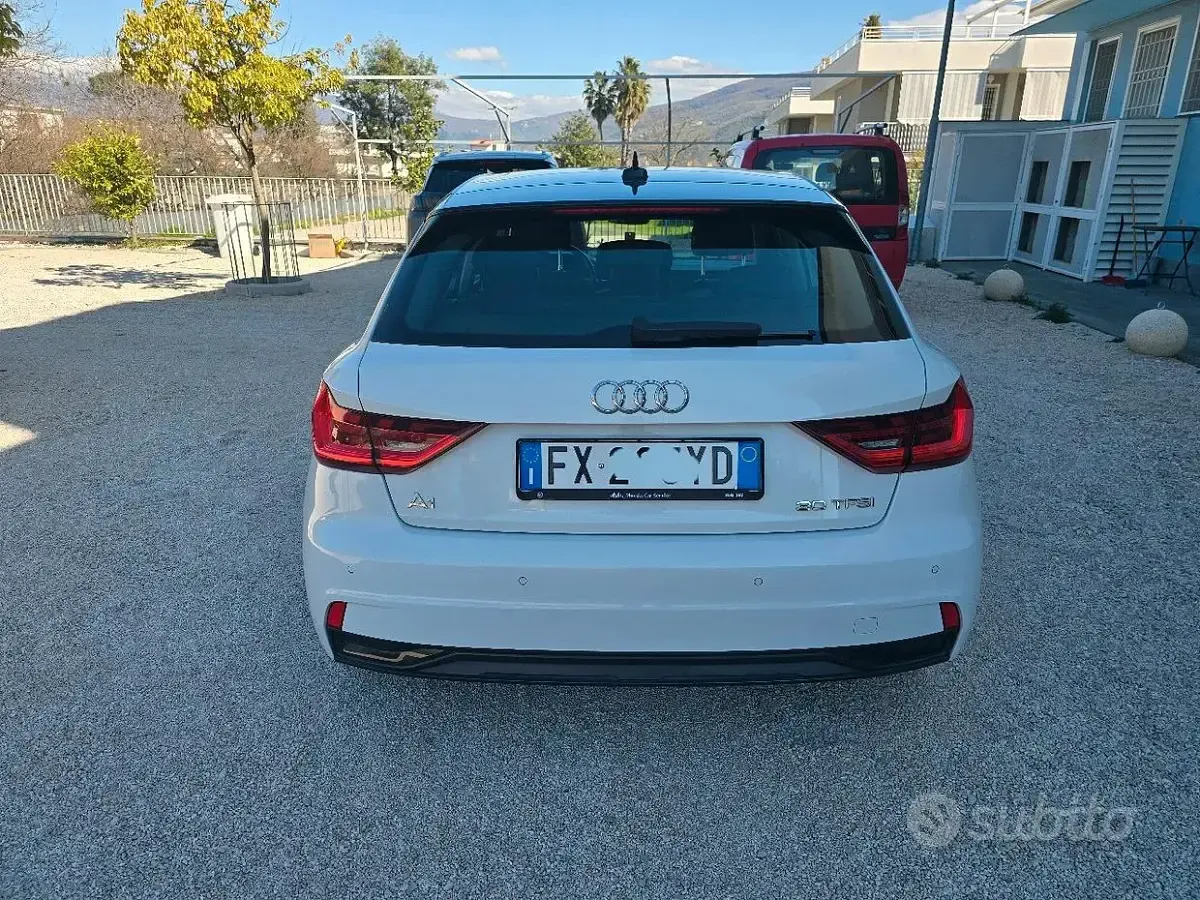 Usata Audi A1 Sportback 116 CV (85 kW) 2019 Bianco Utilitaria