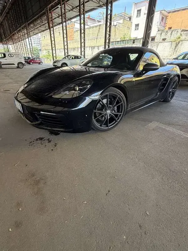Usata Porsche 718 299 CV (219 kW) 2023 Cabrio