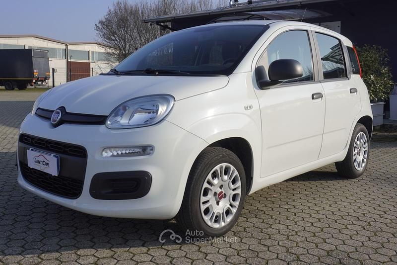 Usata Fiat Panda Easy 69 CV (50 kW) 2018 Bianco Berlina