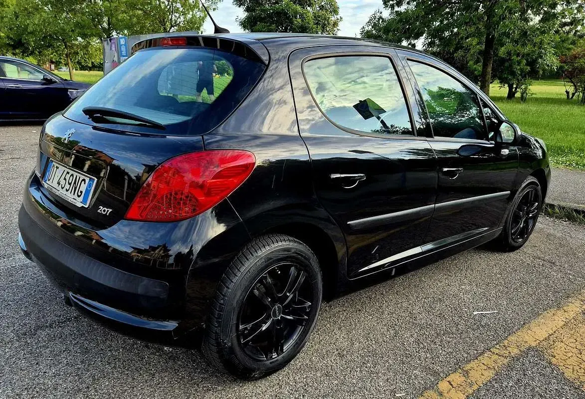 Gebraucht Peugeot 207 Sport 73 PS (53 kW) 2008 Limousine