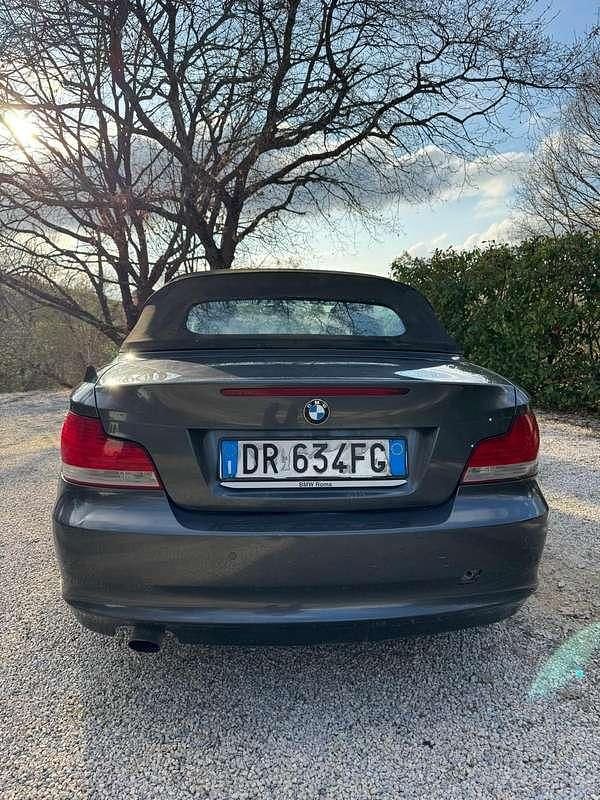 Usata BMW 118 Cabriolet 143 CV (105 kW) 2008 Grigio Cabrio