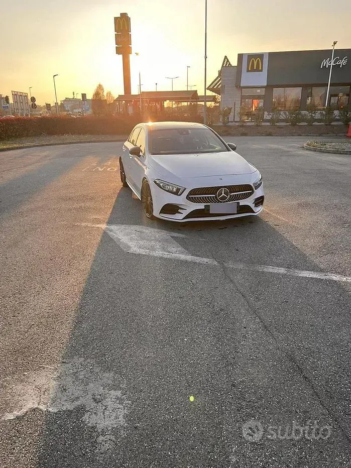 Usata Mercedes 220 190 CV (139 kW) 2019 Bianco Berlina