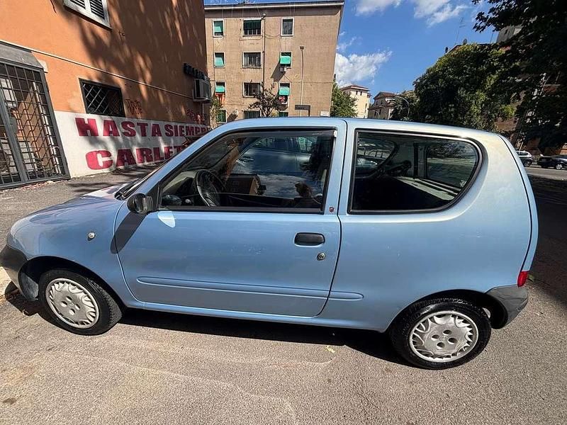Blu/azzurro Usata 2009 Fiat Seicento Active Due volumi | 2000 € (Buon prezzo) - Immagine 1/4
