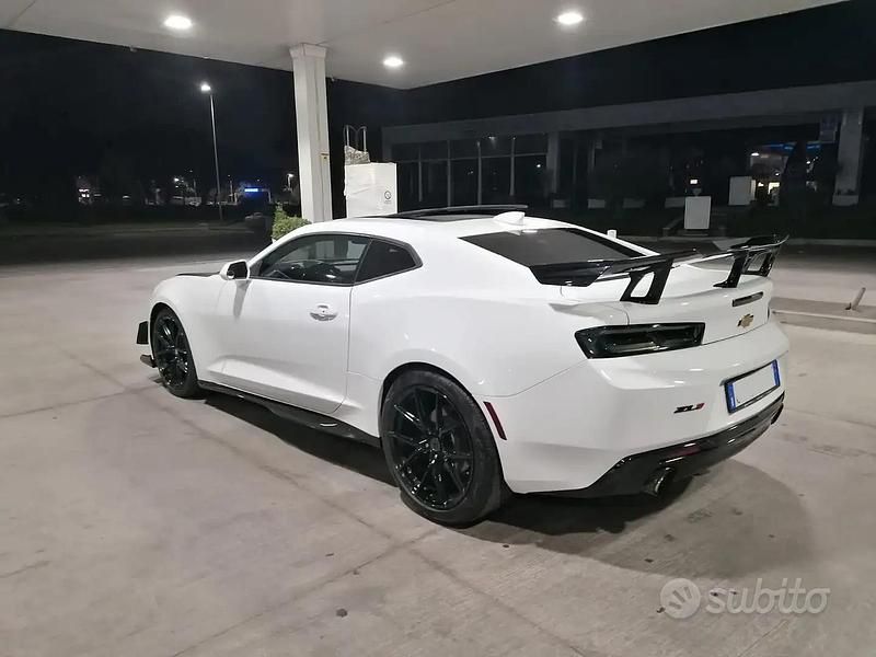 Usata Chevrolet Camaro ZL1 2018 Bianco Coupé