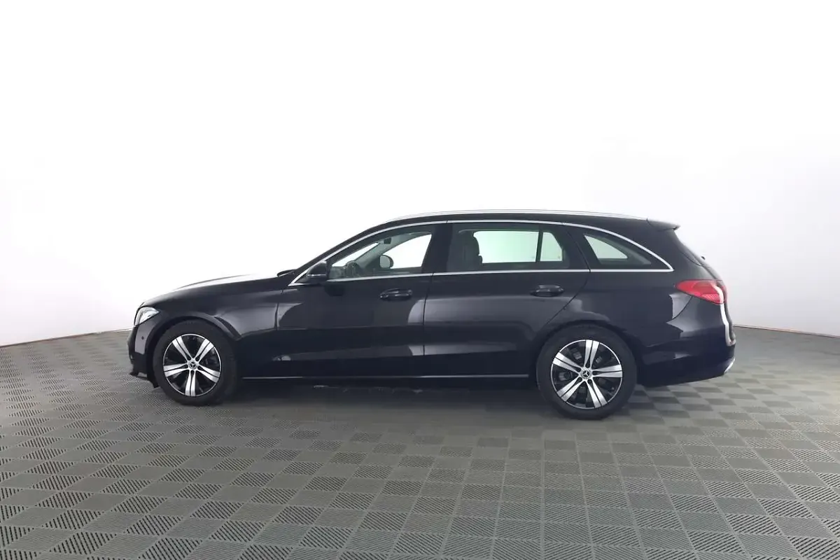 Usata Mercedes C200 Advanced 163 CV (119 kW) 2025 Nero Station wagon