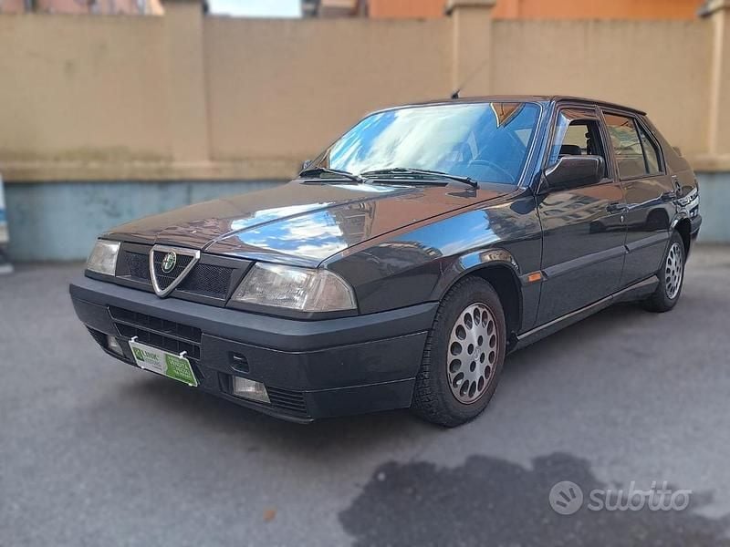 Nero Usata 1992 Alfa Romeo 33 Tre volumi | 5900 € - Immagine 1/4