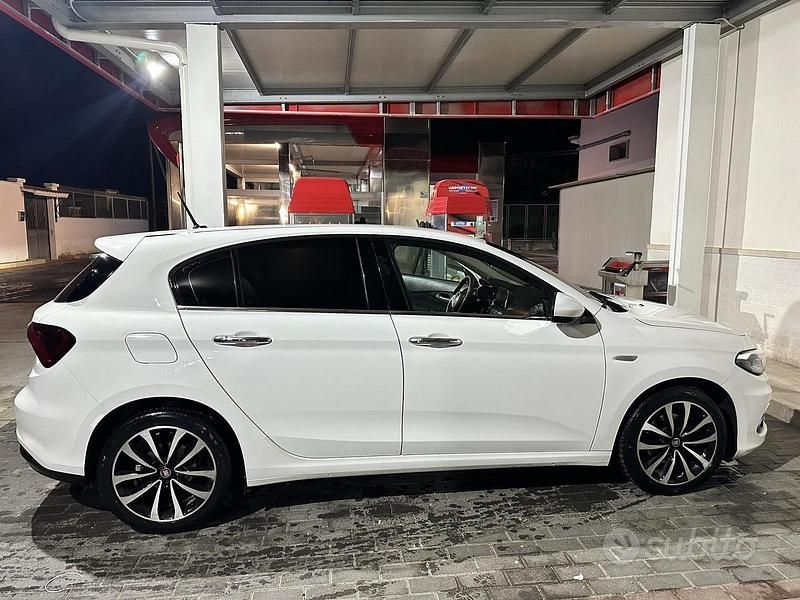 Usata Fiat Tipo 95 CV (69 kW) 2018 Bianco Berlina