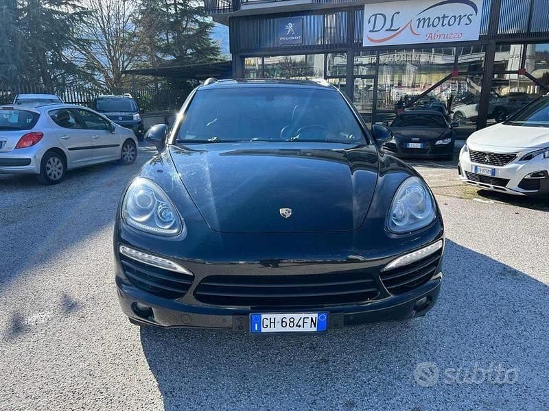 Usata Porsche Cayenne 245 CV (180 kW) 2012 Nero SUV