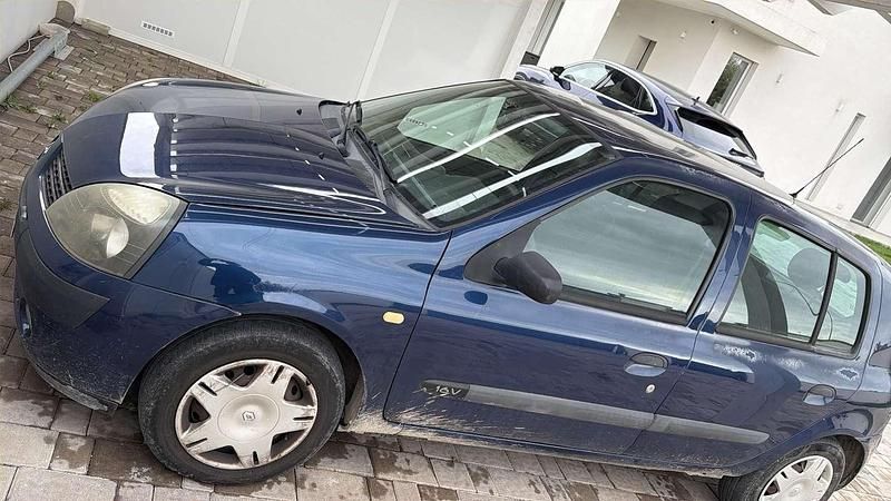 Usata Renault Clio II Expression 75 CV (55 kW) 2003 Blu Berlina