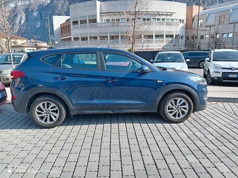 Usata Hyundai Tucson Comfort 116 CV (85 kW) 2018 Blu SUV