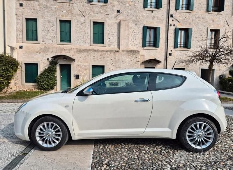 Usata Alfa Romeo MiTo 85 CV (62 kW) 2012 Bianco Utilitaria