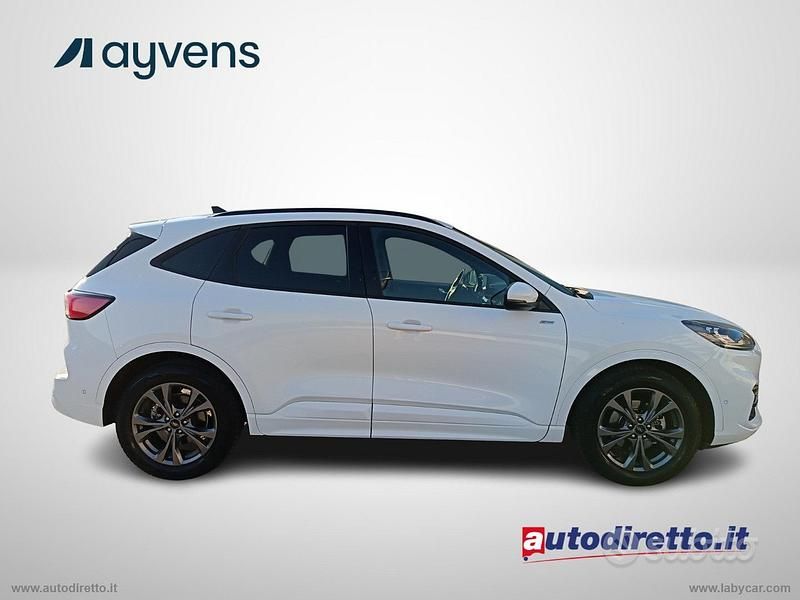 Usata Ford Kuga ST-Line 120 CV (88 kW) 2023 Bianco SUV