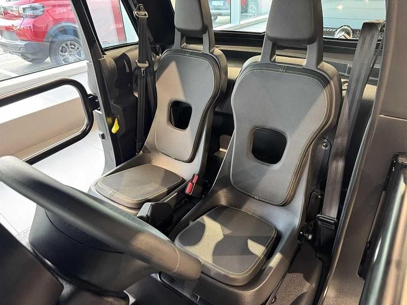 Nuova Citroën AMI 2026 Beige