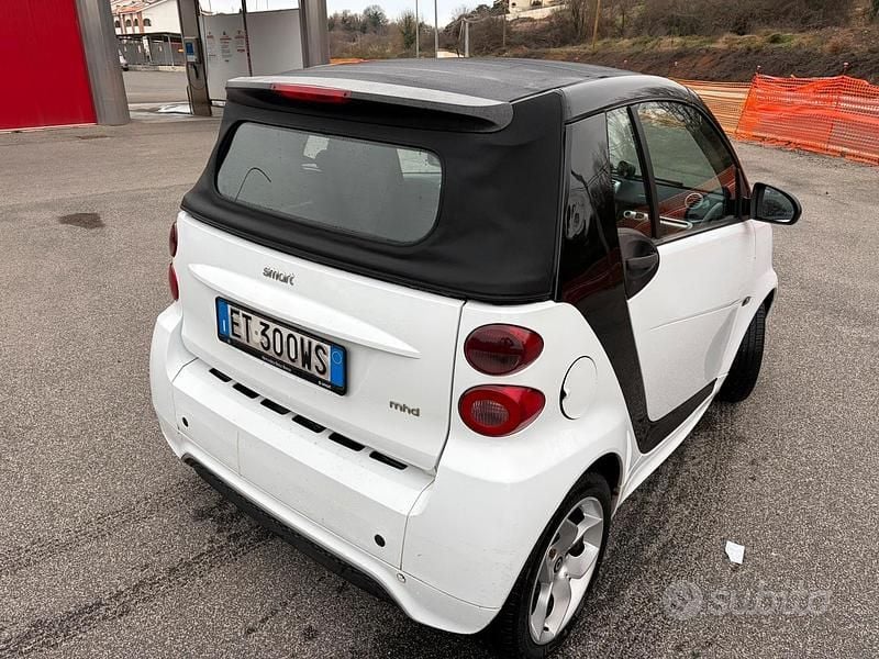 Usata 2014 Smart ForTwo Cabrio Cabrio | 5500 € (Cara) - Immagine 1/4