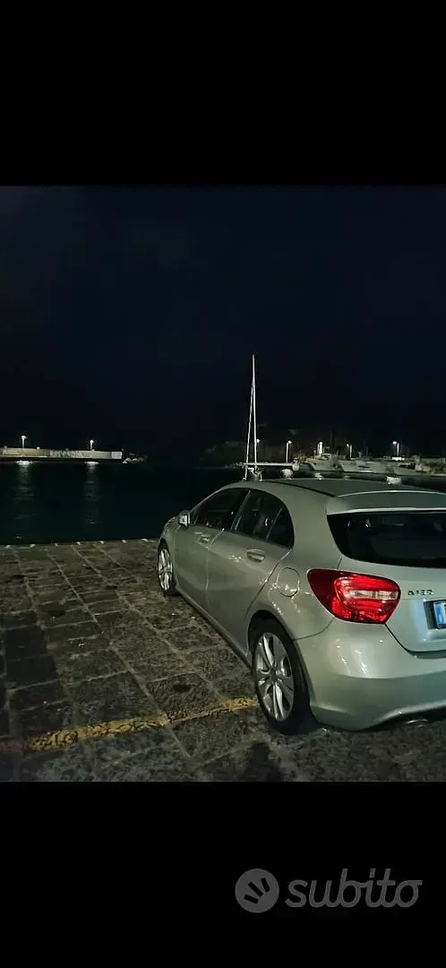 Usata Mercedes 180 120 CV (88 kW) 2014 Grigio Berlina