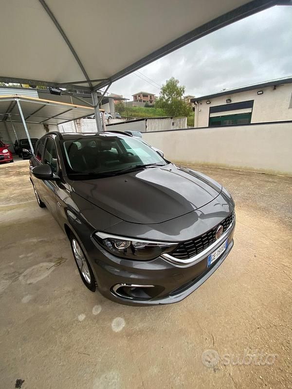 Usata Fiat Tipo 119 CV (87 kW) 2020 Grigio Station wagon