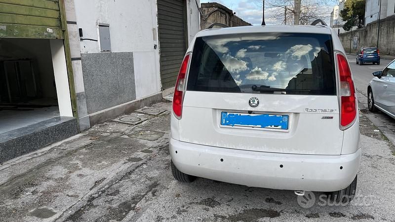 Usata Skoda Roomster Style 90 CV (66 kW) 2011 Bianco Monovolume