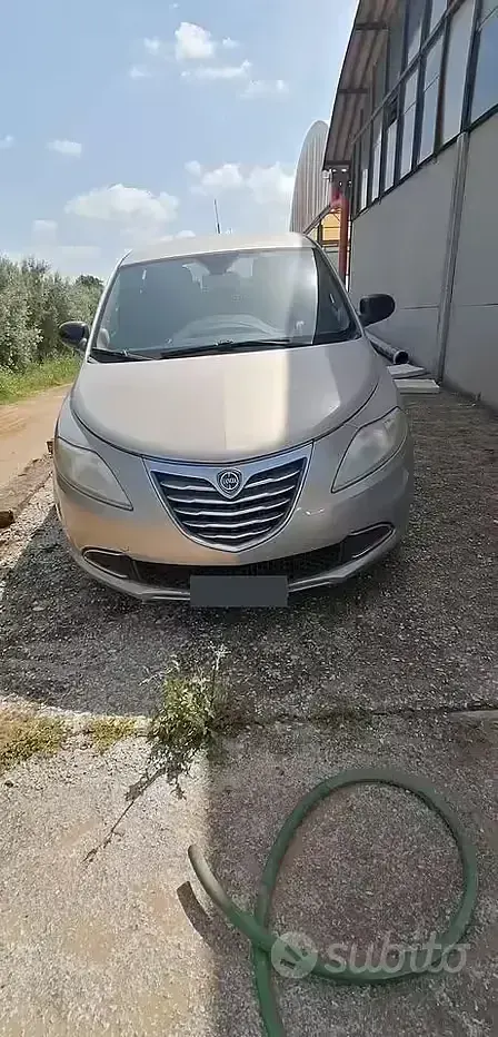 Usata Lancia Ypsilon 95 CV (69 kW) 2013 Utilitaria