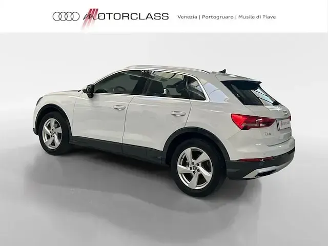 Usata Audi Q3 Advanced Plus 150 CV (110 kW) 2020 Bianco ghiacciaio metallizzato SUV