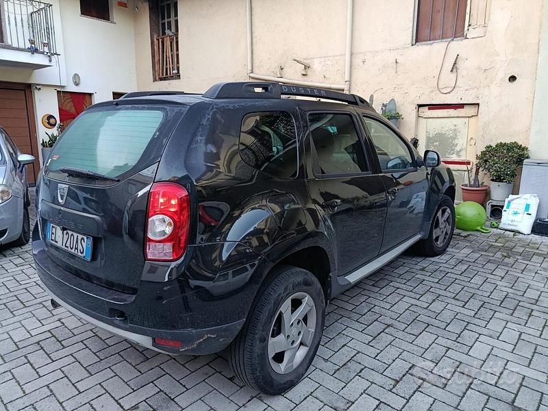 Usata Dacia Duster 2012 Nero SUV