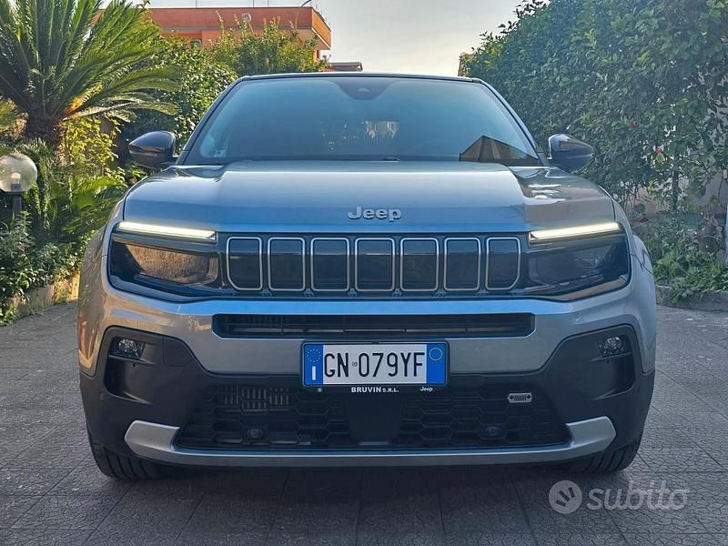 Usata Jeep Avenger Summit 101 CV (74 kW) 2023 Grigio SUV