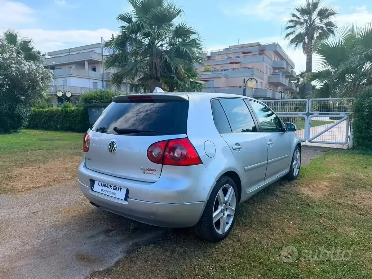 Usata VW Golf V GT 140 CV (102 kW) 2007 Grigio Berlina