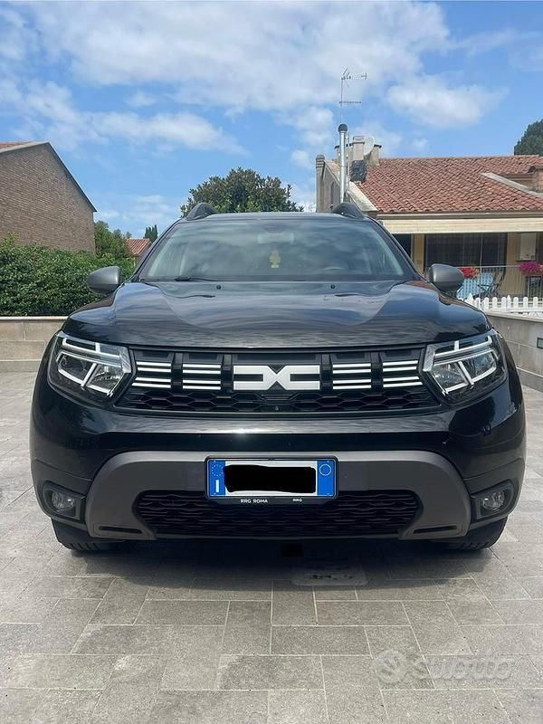 Usata Dacia Duster Journey 101 CV (74 kW) 2022 Nero SUV